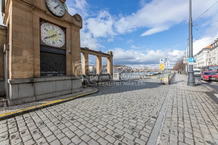 Prodej bytu 3+1, Praha - Nové Město, Podskalská, 94 m2