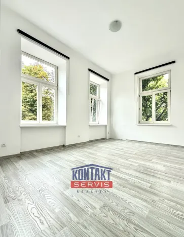 Pronájem bytu 3+1, České Budějovice, Hradební, 90 m2