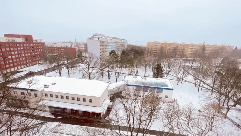 Pronájem bytu 2+kk, Praha - Prosek, Vysočanská, 45 m2