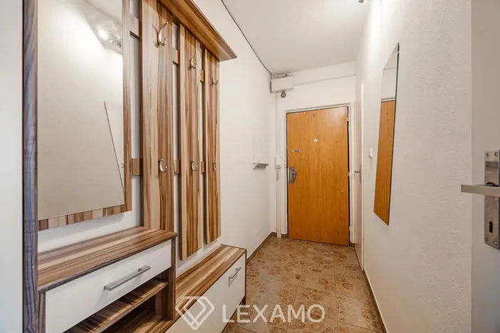 Pronájem bytu 2+1, Znojmo, MUDr. Jana Janského, 57 m2