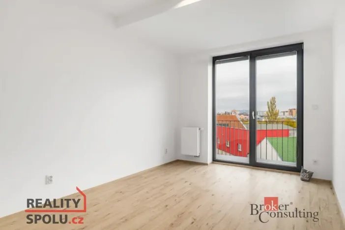 Pronájem bytu 2+kk, Plzeň - Jižní Předměstí, Železná, 52 m2