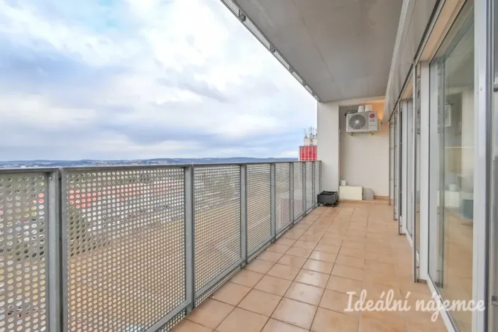 Pronájem bytu 3+kk, Brno, Majdalenky, 118 m2