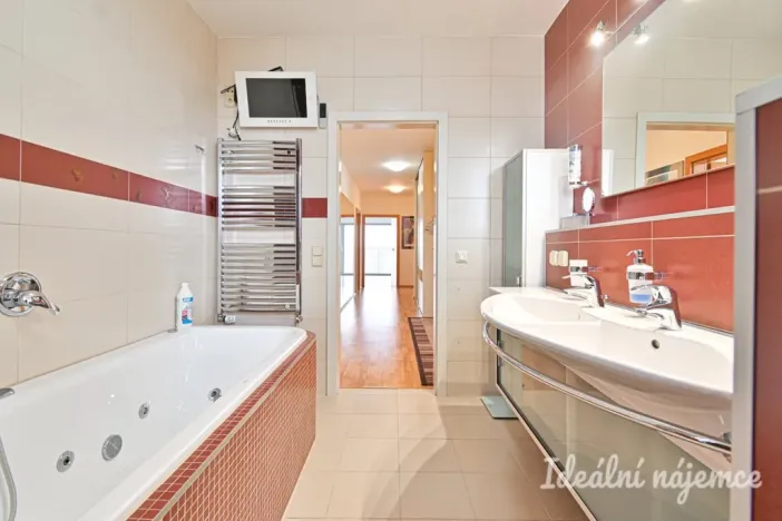 Pronájem bytu 3+kk, Brno - Lesná, Majdalenky, 118 m2