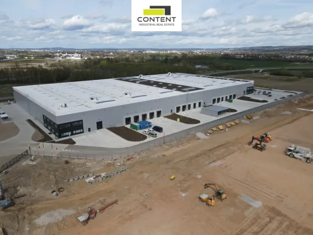 Pronájem skladu, Pohořelice, Brněnská, 8640 m2