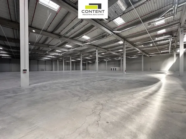 Pronájem skladu, Pohořelice, Brněnská, 8640 m2