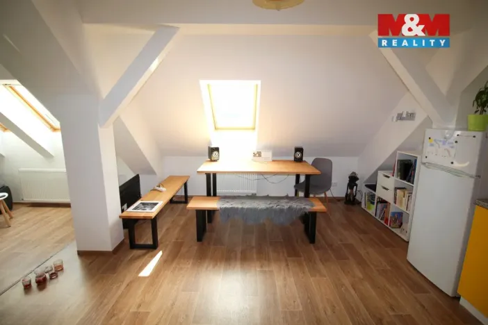 Pronájem bytu 2+kk, Hradec Králové, Tylovo nábřeží, 68 m2