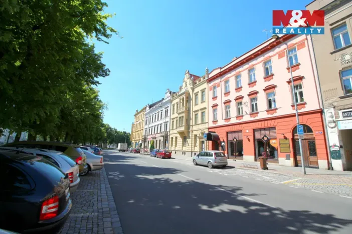 Pronájem bytu 2+kk, Hradec Králové, Tylovo nábřeží, 68 m2