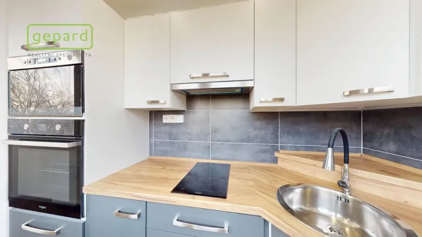 Prodej bytu 1+kk, Teplice - Trnovany, Hlávkova, 27 m2