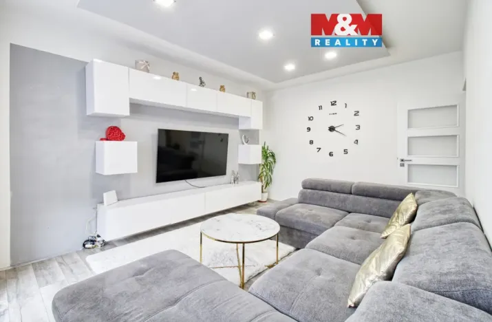 Prodej bytu 2+1, Jirkov, Alešova, 60 m2