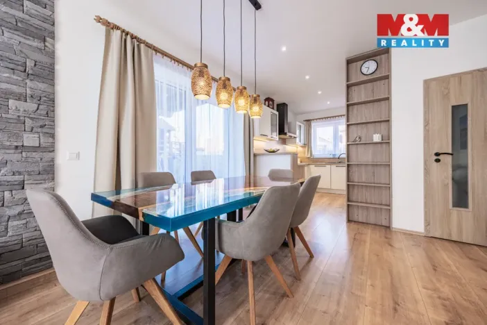 Prodej rodinného domu, Struhařov, V Domcích, 254 m2