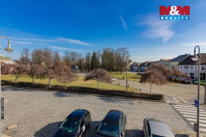 Pronájem bytu 3+kk, Bělá pod Bezdězem, Masarykovo náměstí, 100 m2