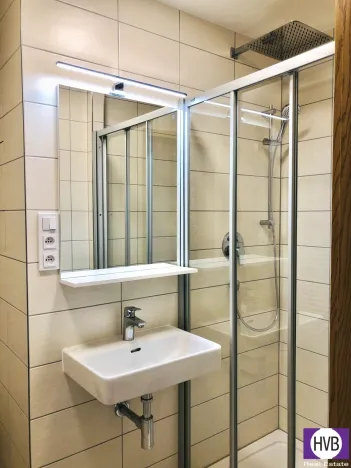 Prodej bytu 1+kk, Praha, Za černým mostem, 29 m2