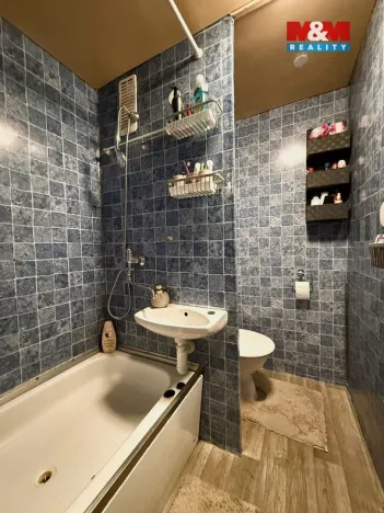 Pronájem bytu 1+1, Děčín - Děčín IX-Bynov, Na Pěšině, 36 m2