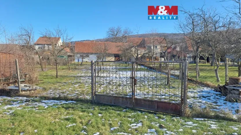 Prodej zahrady, Velká nad Veličkou, 812 m2