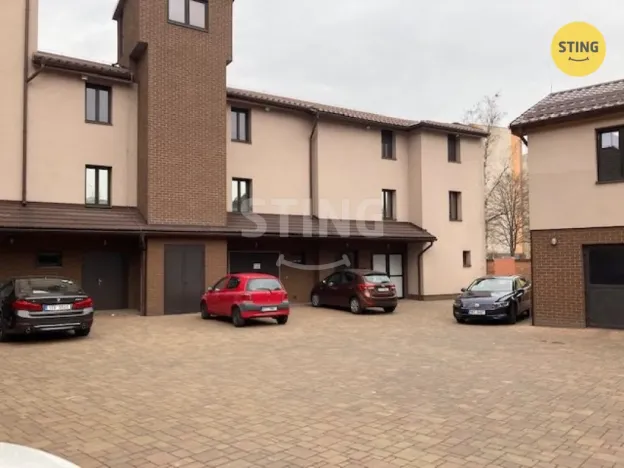 Pronájem skladu, Český Těšín, Ostravská, 230 m2