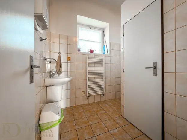 Pronájem kanceláře, Zápy, 34 m2