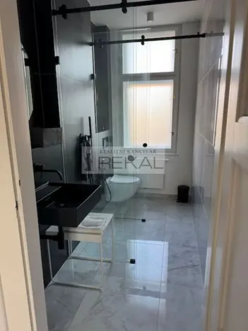 Pronájem kanceláře, Praha - Bubeneč, Jugoslávských partyzánů, 50 m2