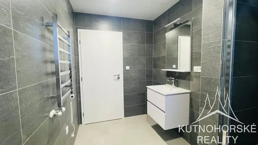 Pronájem bytu 1+kk, Kutná Hora, Za Lidkou, 43 m2