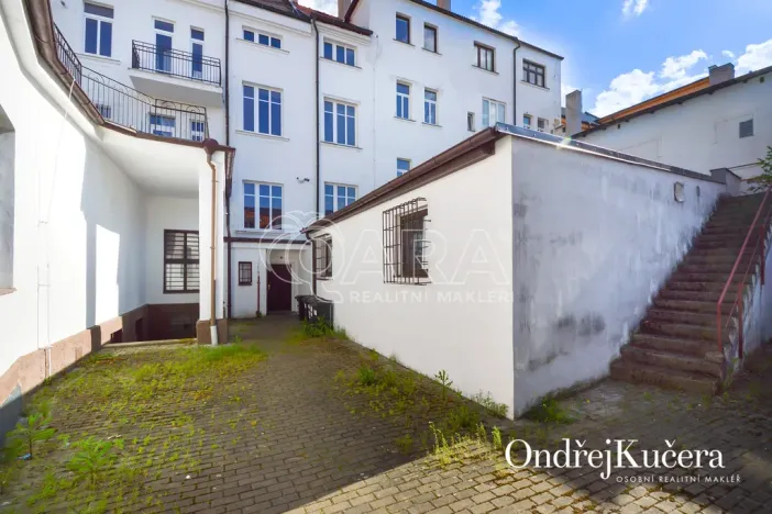 Prodej činžovního domu, Kladno, T. G. Masaryka, 1000 m2