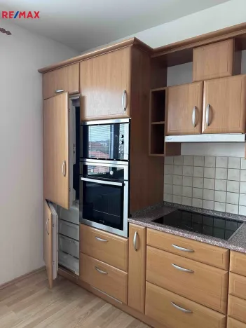 Pronájem bytu 2+kk, Moravské Budějovice, Hloužkova, 65 m2