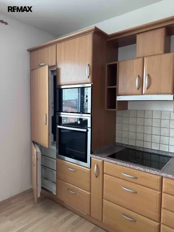 Pronájem bytu 2+kk, Moravské Budějovice, Hloužkova, 65 m2