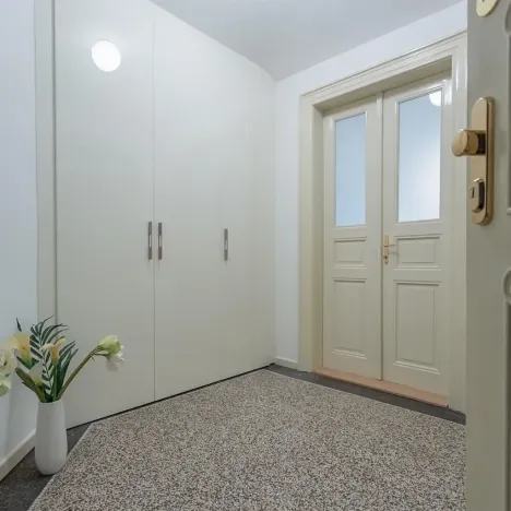 Pronájem kanceláře, Praha - Staré Město, Martinská, 76 m2