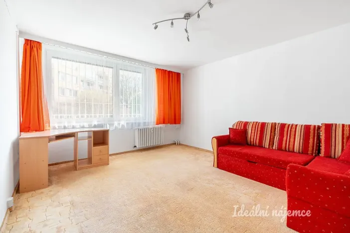 Pronájem bytu 1+1, Praha - Kobylisy, Luhovská, 41 m2