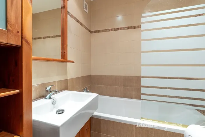 Pronájem bytu 1+1, Praha - Kobylisy, Luhovská, 41 m2