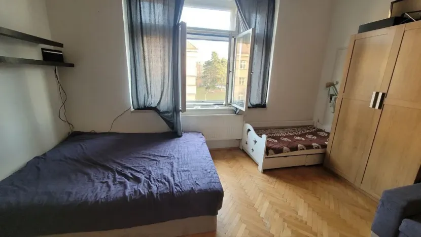 Pronájem bytu 1+kk, Praha - Nusle, Táborská, 40 m2