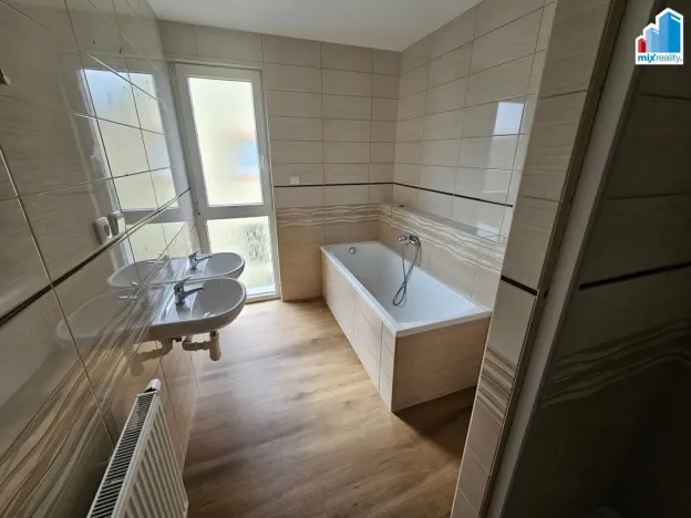 Pronájem bytu 3+kk, Bdeněves, 113 m2