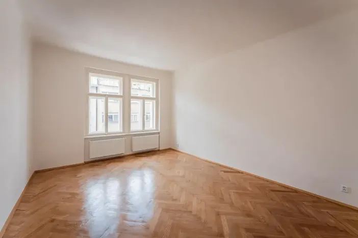 Pronájem bytu 2+kk, Praha - Nové Město, Lípová, 41 m2