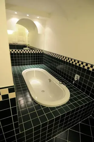 Pronájem bytu 4+1, Praha - Malá Strana, Vlašská, 187 m2