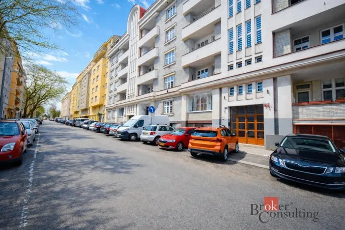 Pronájem bytu 3+kk, Praha - Žižkov, Biskupcova, 66 m2