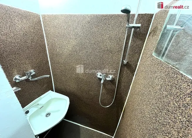 Pronájem bytu 1+kk, Sokolov, Sokolovská, 24 m2