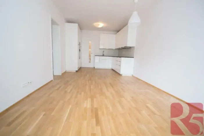Pronájem bytu 2+kk, Praha - Michle, Hadovitá, 53 m2