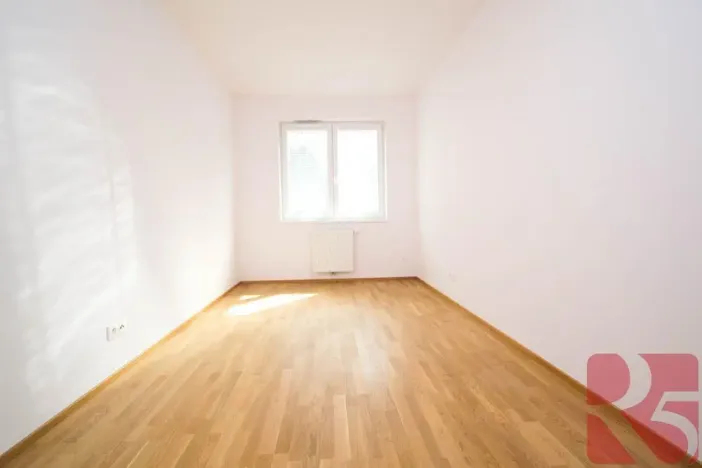 Pronájem bytu 2+kk, Praha - Michle, Hadovitá, 53 m2