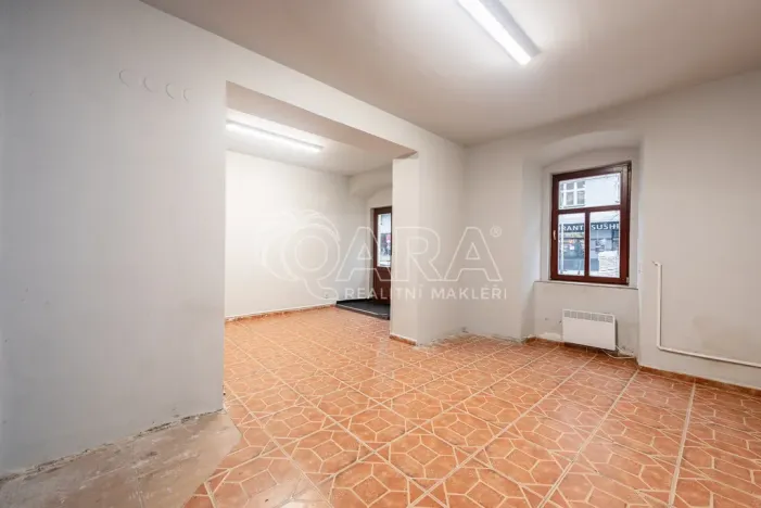 Pronájem obchodního prostoru, Praha - Karlín, Sokolovská, 85 m2