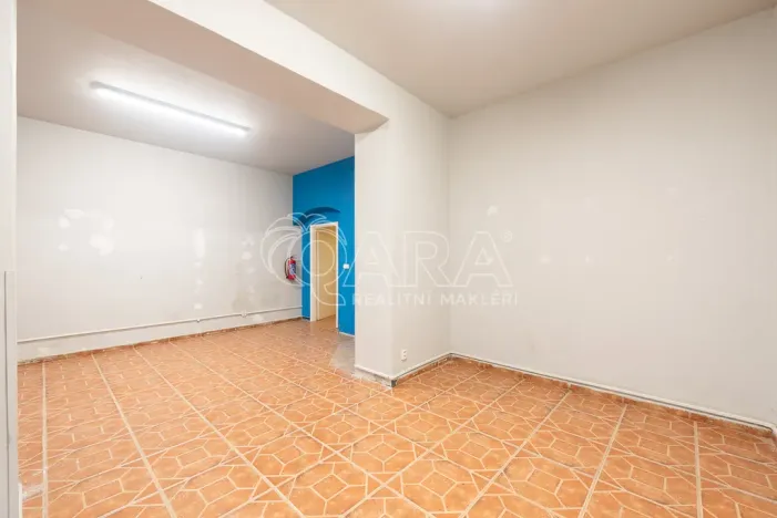 Pronájem obchodního prostoru, Praha - Karlín, Sokolovská, 85 m2