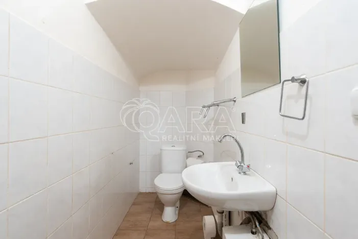 Pronájem obchodního prostoru, Praha - Karlín, Sokolovská, 85 m2