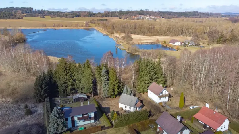 Prodej chaty, Zavlekov, 400 m2