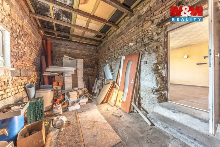 Prodej rodinného domu, Neratovice - Mlékojedy, Hlavní, 144 m2