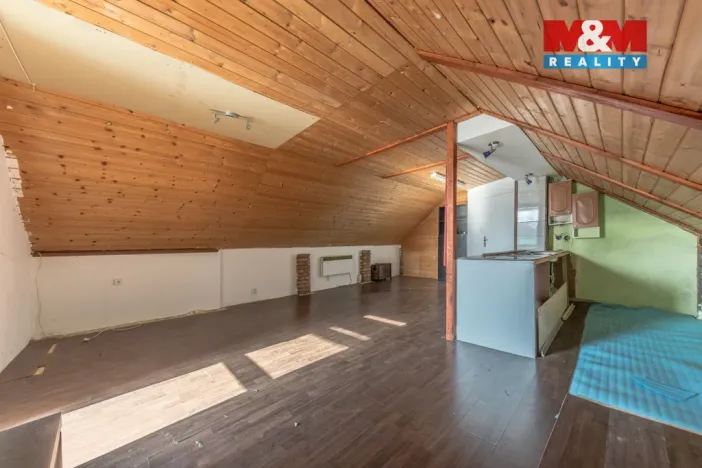 Prodej rodinného domu, Neratovice - Mlékojedy, Hlavní, 144 m2