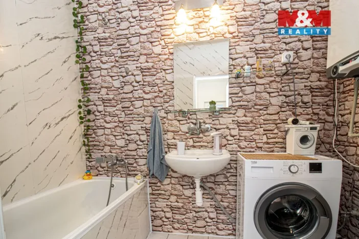 Prodej bytu 3+kk, Bečváry, 72 m2