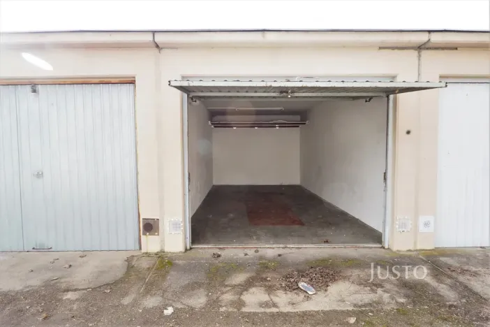 Pronájem garáže, Písek, Za Šarlákem, 21 m2