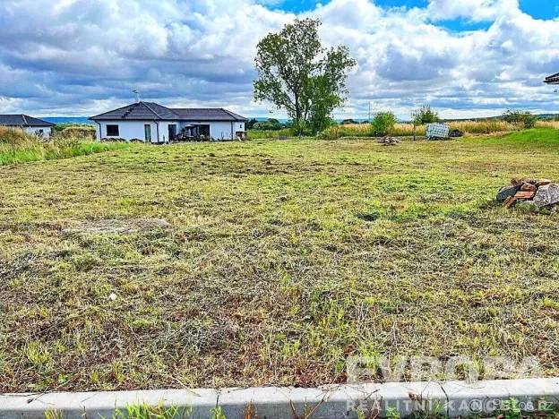 Prodej pozemku pro bydlení, Žáky, 898 m2