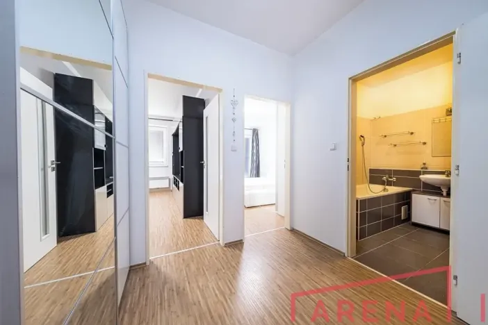 Pronájem bytu 2+kk, Brno, Křehlíkova, 65 m2