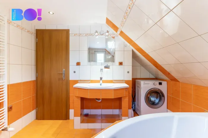 Pronájem bytu 3+kk, Řeka, 74 m2