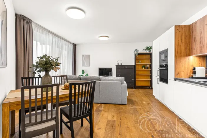 Prodej bytu 3+kk, Praha, Na Křtině, 82 m2