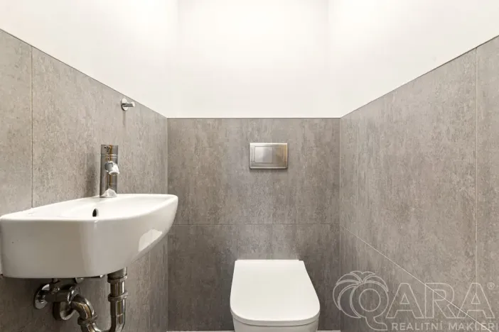 Prodej bytu 3+kk, Praha, Na Křtině, 82 m2