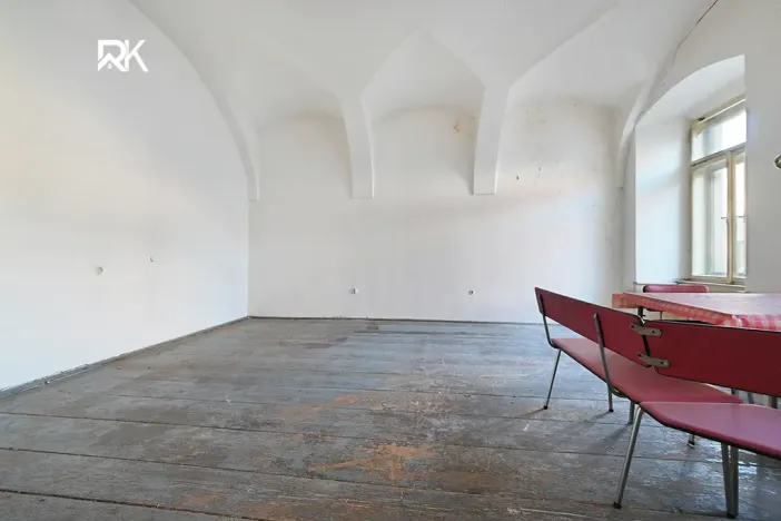 Prodej obchodního prostoru, Kolín, Pražská, 600 m2